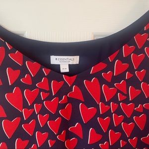 Reitmans v-neck blouse, spaghetti strap, hearts ♥️♥️♥️